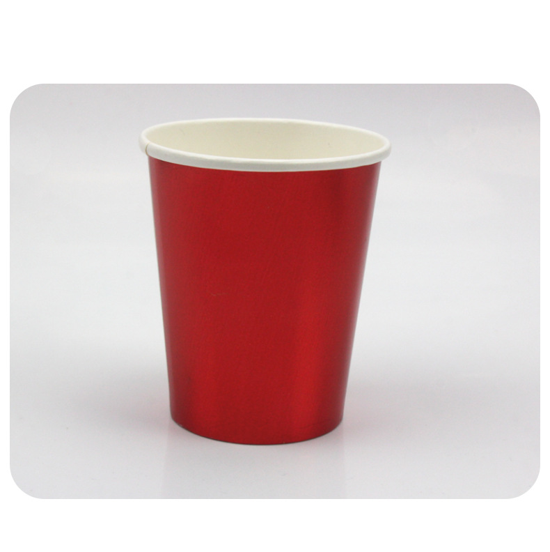 一次性纸杯