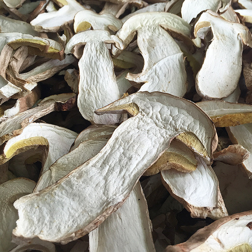 Boletus, Yunnan specialty, delicious Boletus washed tablets, raw materials, dry goods, direct supply from the origin, wholesale, drop shipping