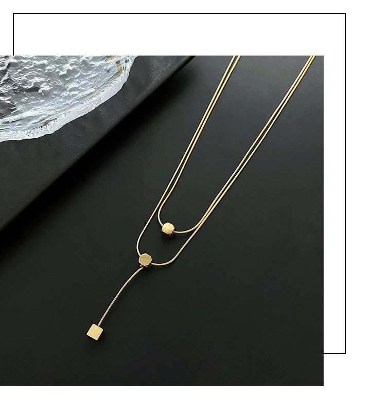 Simple Style Geometric Titanium Steel Polishing Layered Necklaces 1 Piece