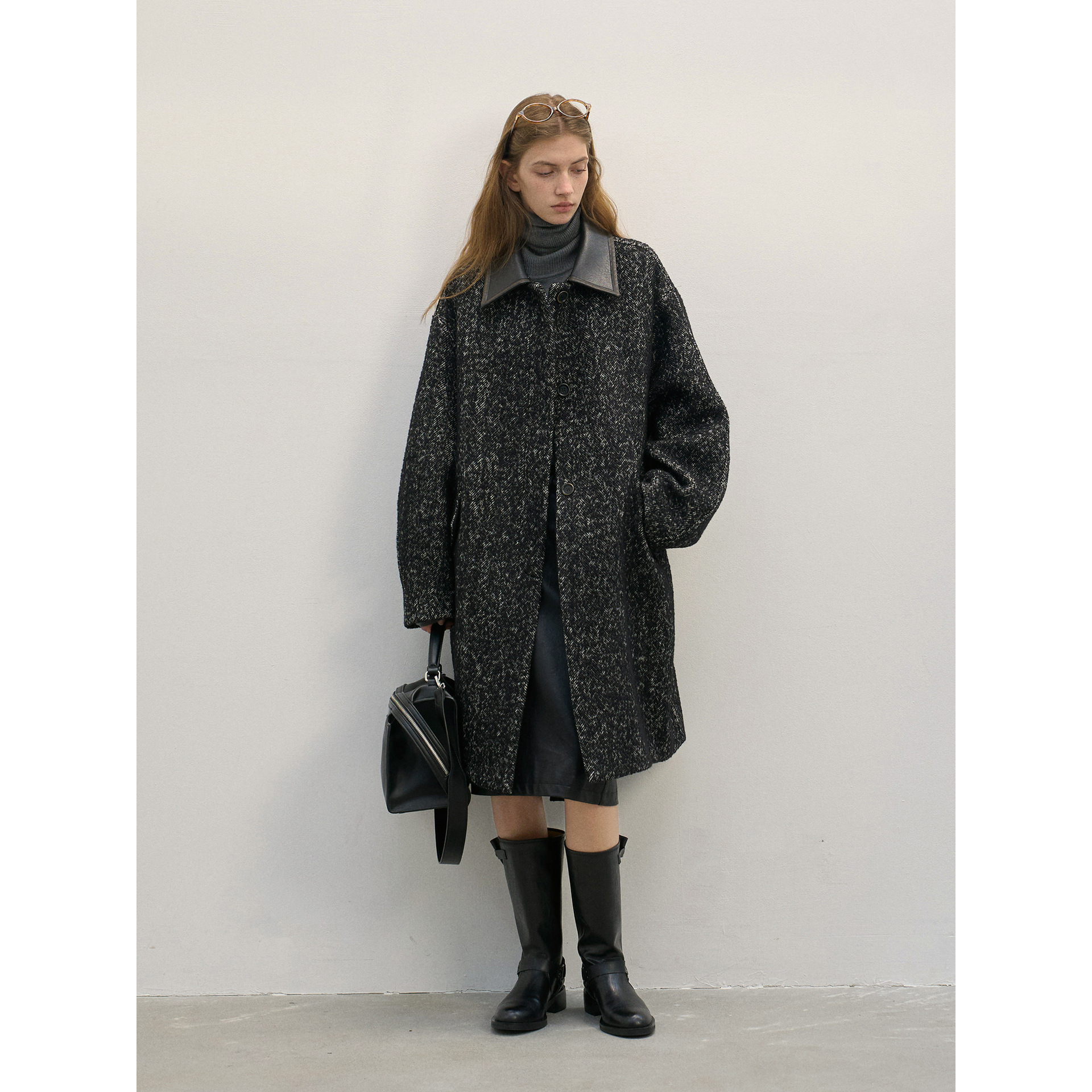 [Colline] Colne New Design Distressed Leather Collar Granular Cocoon-Shaped Retro Style Wool Coat Jacket C4498