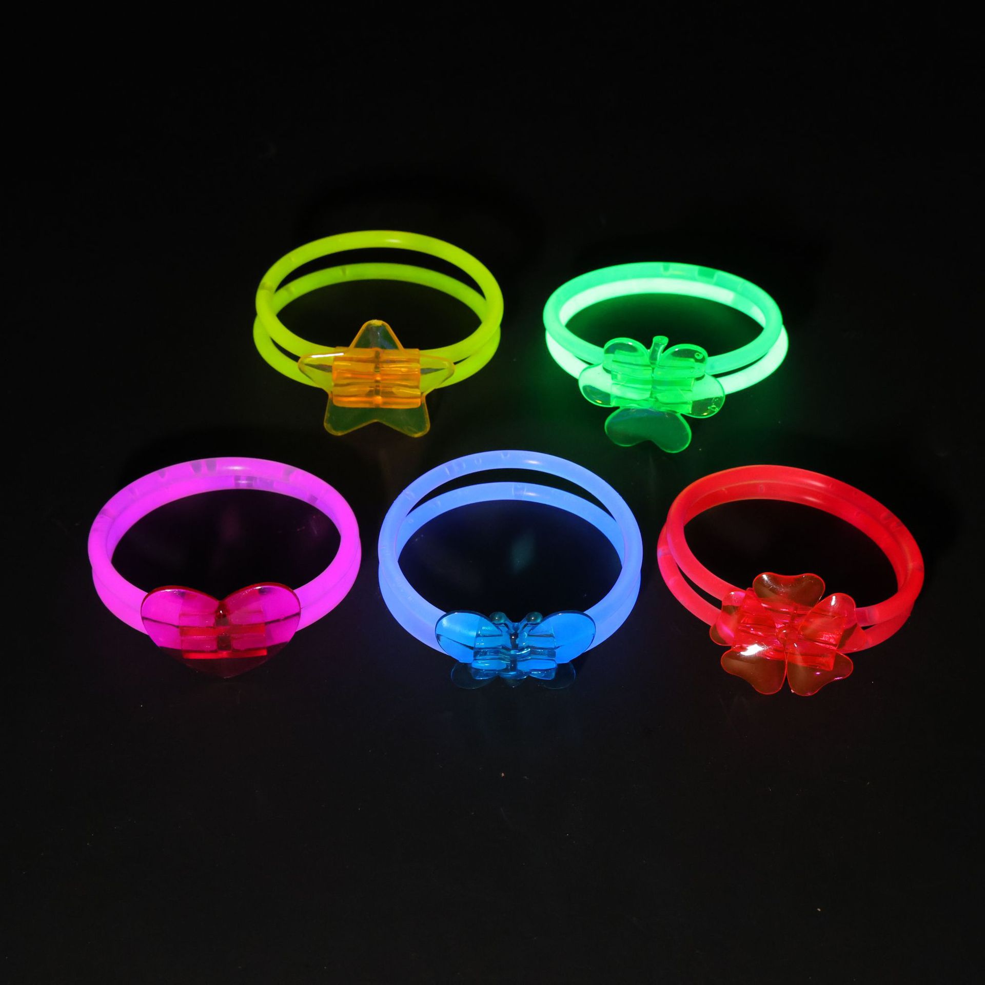 Fábrica directa al por mayor mariposa fluorescente petal de amor brazalete de cubierta dura varilla fluorescente fiesta de juguetes luminosos