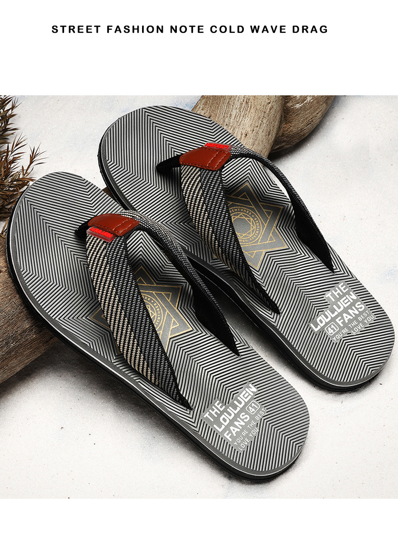 Wholesale of new beach flip-flops for men, summer anti-slip and foot-hugging casual cool flip-flops, and trendy thick-soled men's slippers undefined