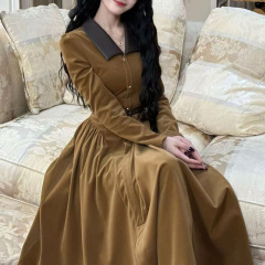 法式绝美气质复古翻领丝绒连衣裙女装2025秋冬新款显瘦收腰长裙子