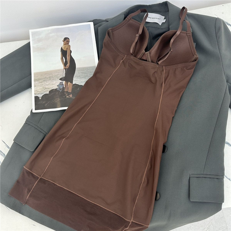 Professional skirt paired with a flattering bodysuit with padded bra, solid color, tummy control, waist slimming and slimming effect