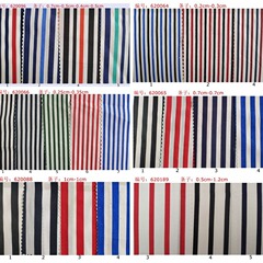 綿40本のストライプのプリント布の子供服のシャツのワンピースの靴の帽子の手作りのDIYの縁の布地の現物の卸売り