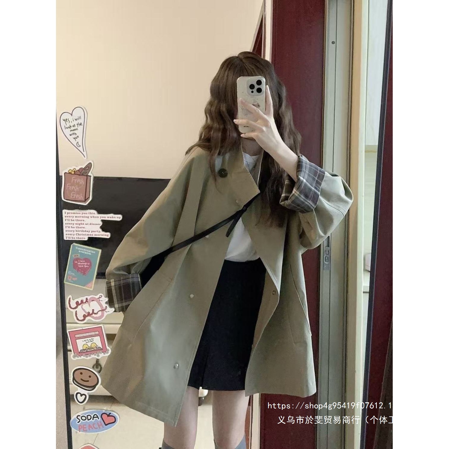 Short trench coat for women, new autumn 2026 style, super cute, popular Korean style, thin and Japanese style.