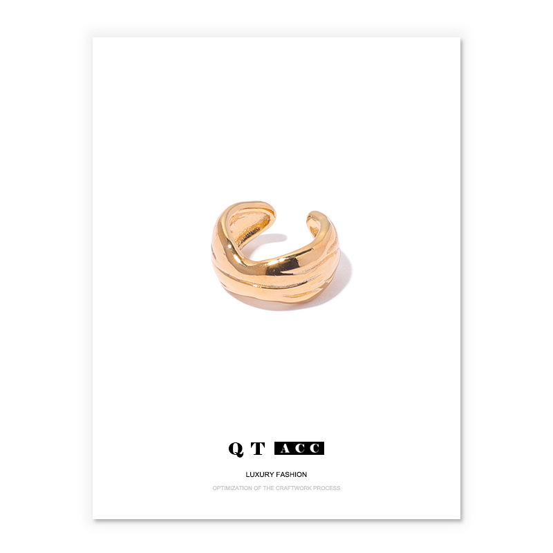 Lujo ligero, sentido de alta gama, personalidad clásica, pendientes irregulares, diseño de apertura, clip de hueso de oreja, moda, venta caliente de verano versátil