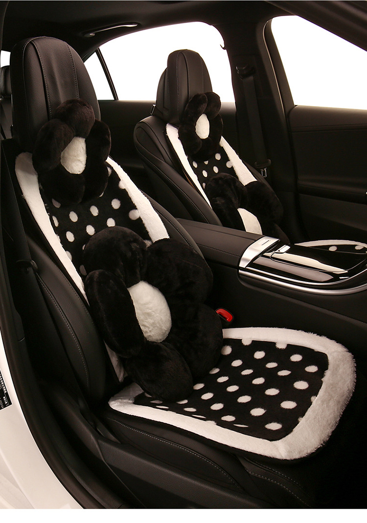 Car cushion winter short plush polka dot black and white cute women's car seat cushion seat cushion Internet celebrity polka dot seat cover