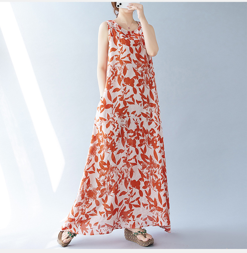 Real Shot Of The 2024 Summer New Bohemian Artistic Loose Sleeveless Round-neck Printed Mid-length Dress For Women_ecoleips.com