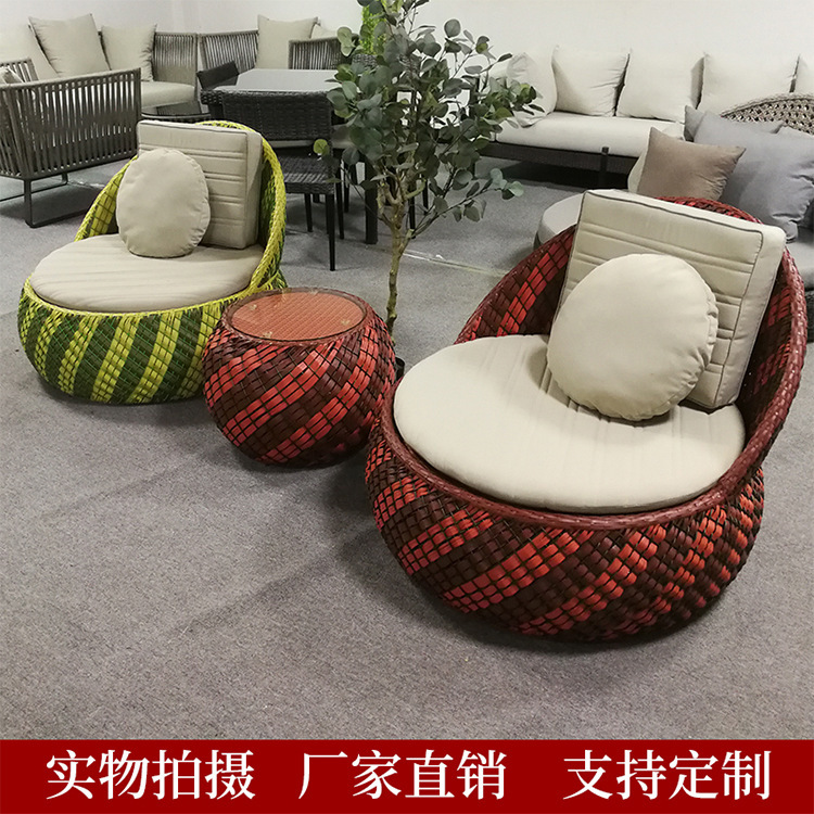 Jardín al aire libre Terraza patio hecho a mano de ratán mesa y silla Nordic salón sofá mesa de café combinación simple ocio muebles