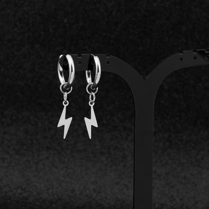 Campus neutral style ins earrings stainless steel cool baby lightning small earrings earrings without ear hole ear clip