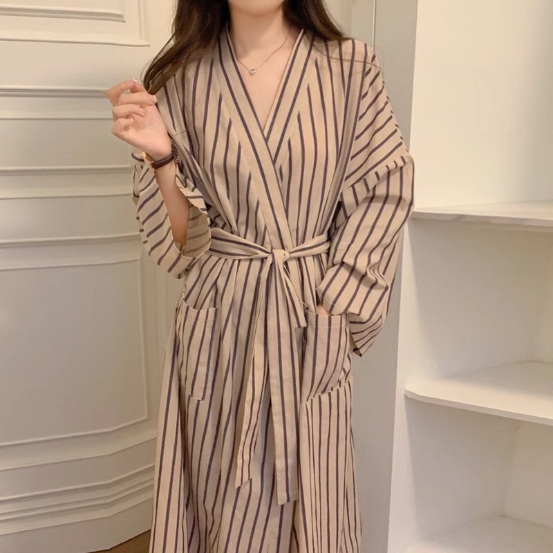 Bathrobe Women's Four Seasons Universal Nightgown High-grade Striped Long Kimono Ins Loose Lazy Retro Pajamas Home Clothes Bathrobe Women's Four Seasons Universal Nightgown High-grade Striped Long Kimono Ins Loose Lazy Retro Pajamas Home Clothes