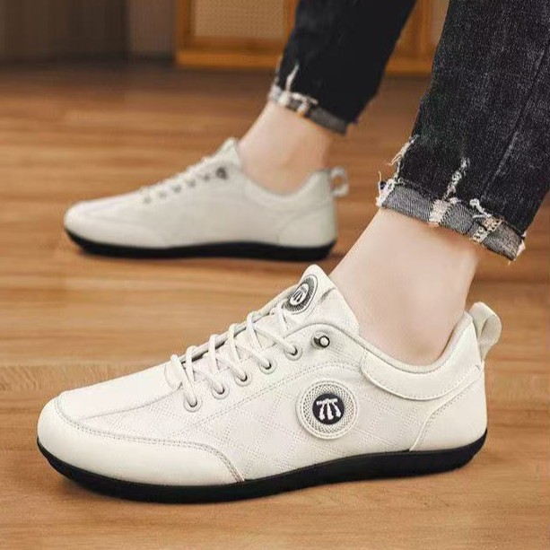 Zapatos de hombre nuevos zapatos casuales de un solo pie zapatos de hombre simples y cómodos zapatos deportivos transpirables de alto bajo zapato zapatos perezosos