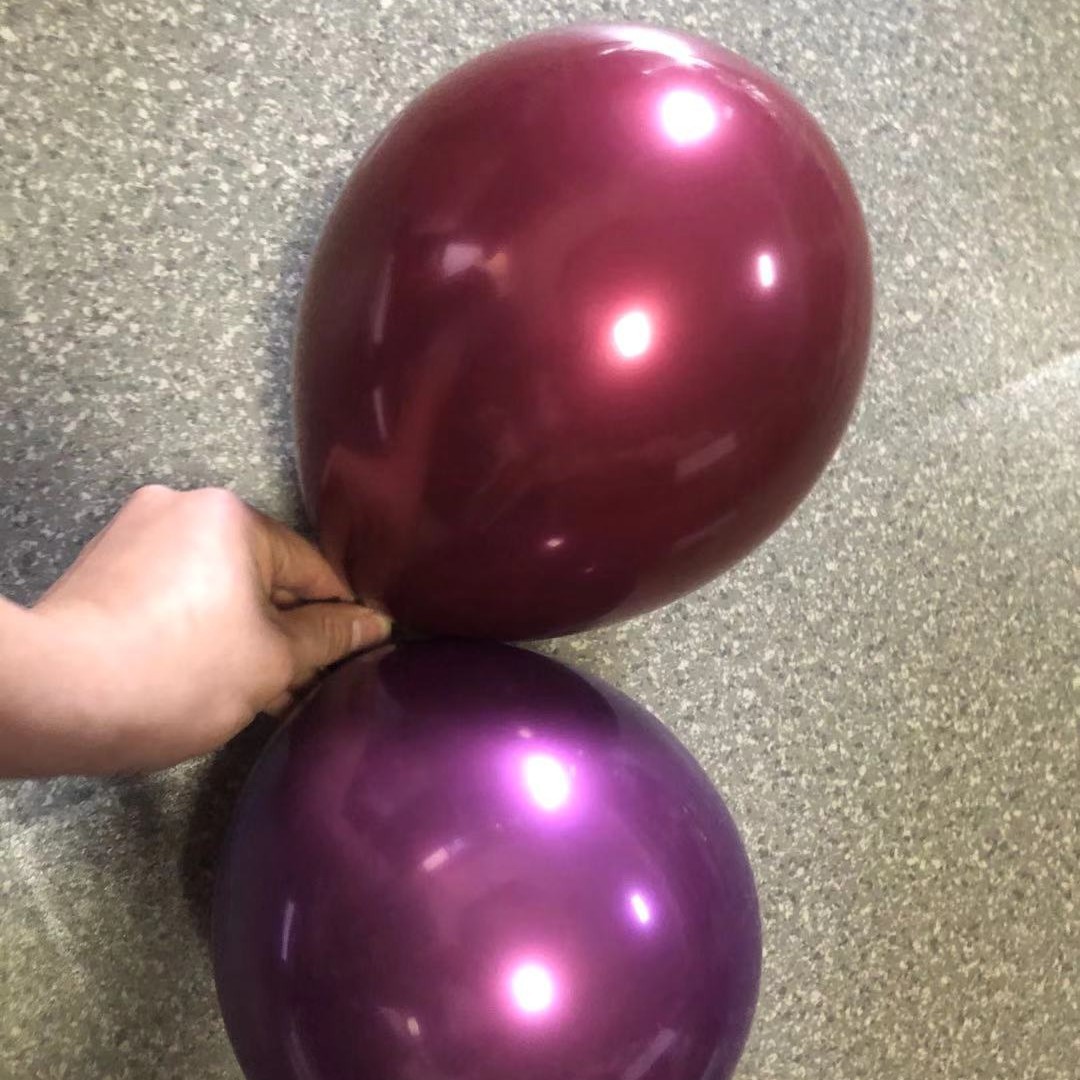 Bola de cerezas de doble capa Día de San Valentín globo confesión sala de bodas diseño apertura arco diseño suministros decoración de la habitación de la boda