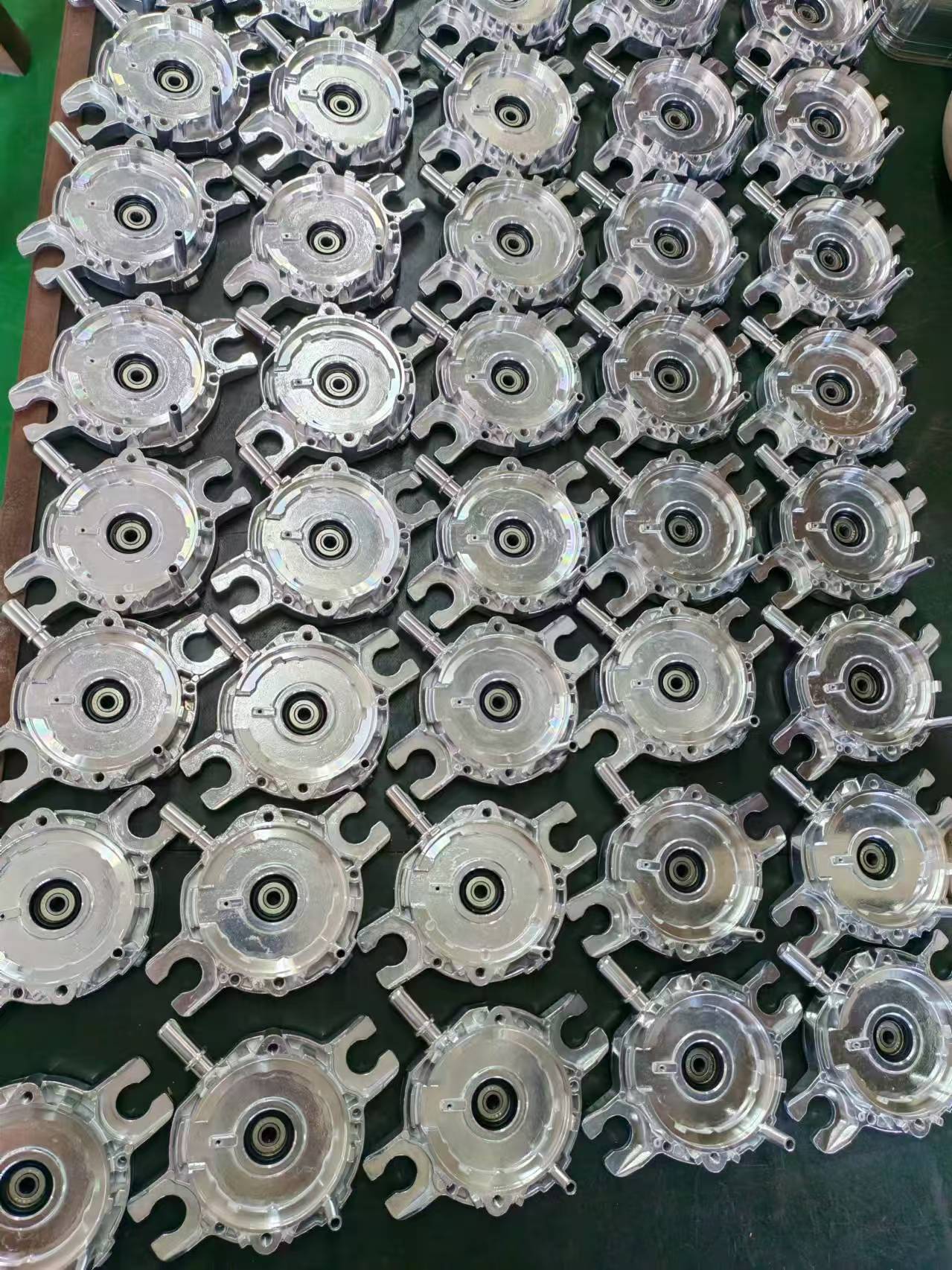 UP30 14V Electric Vacuum Pump 04581581AB 68239633AB 23409543