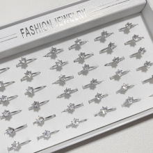 铜镶锆石钻戒仿真钻石戒指女结婚求婚情侣指环结婚礼道具批发手饰