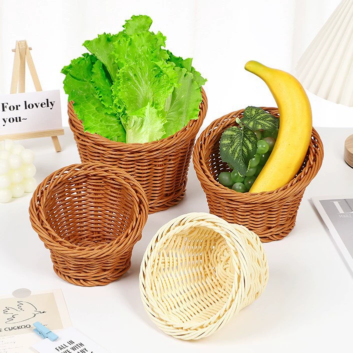 Зеленые салатные ведра с овощами