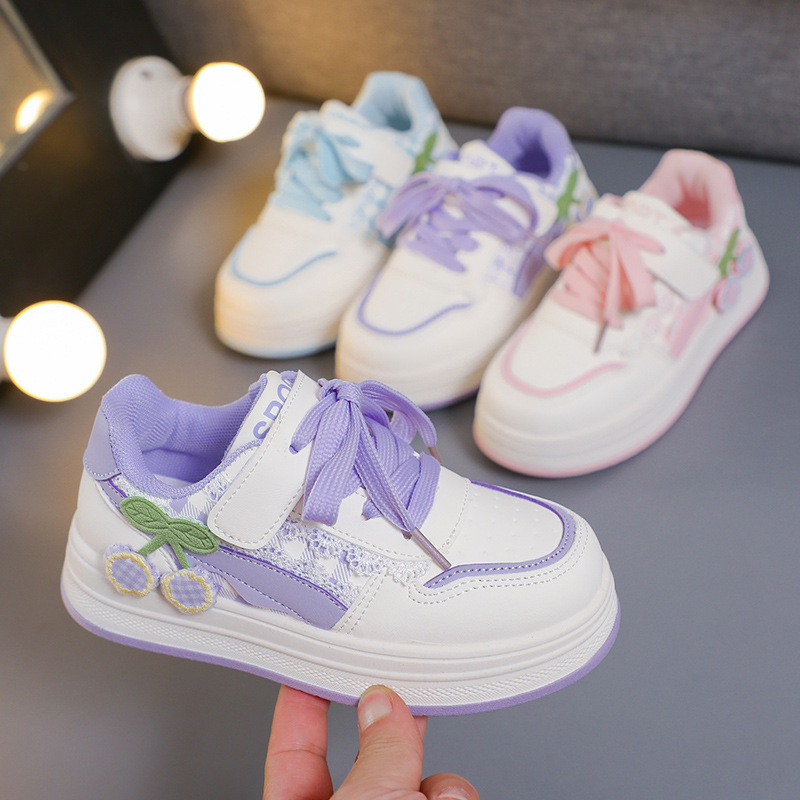 Zapatos blancos para niñas Primavera y otoño 2025 nuevos zapatos deportivos para niños zapatillas de deporte de moda para niñas zapatos casuales de suela suave de todo fósforo