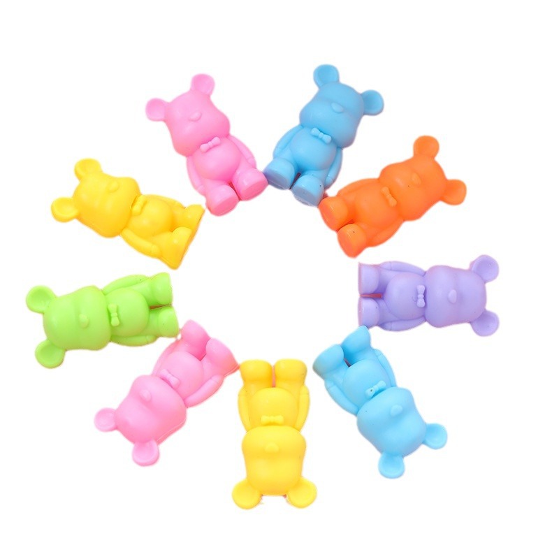 Nuevo mini Oso de dibujos animados de plástico MODELO DE Juguete huevo retorcido regalo de juguete para Niños Accesorios de dulces de alimentos