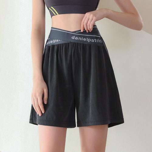 Cross-border large size loose sports shorts female Internet celebrity quick-drying running fitness five-point pants outer wear yoga skirt pants