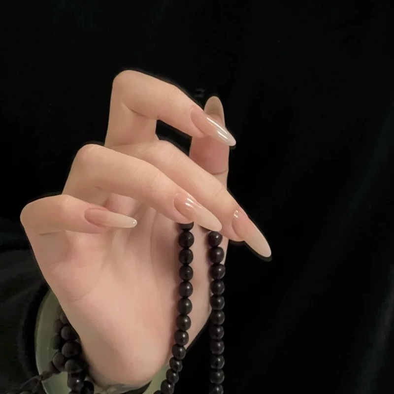 Temperamento de manicure desnudo, brillante, suave, versátil, puro deseo de sentir la atmósfera, blanquear, usar productos terminados de uñas