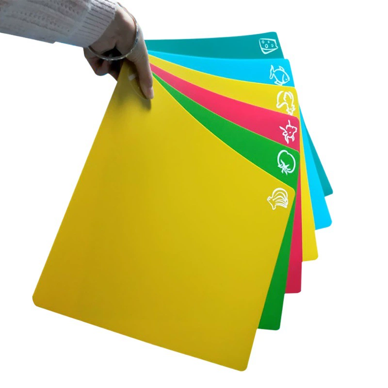 В наличии квадратная полипропиленовая пластиковая разделочная доска для общежития овощерезка Мясо Конфеты Цвет Мини разделочная доска полипропилен матовый пластиковый лист