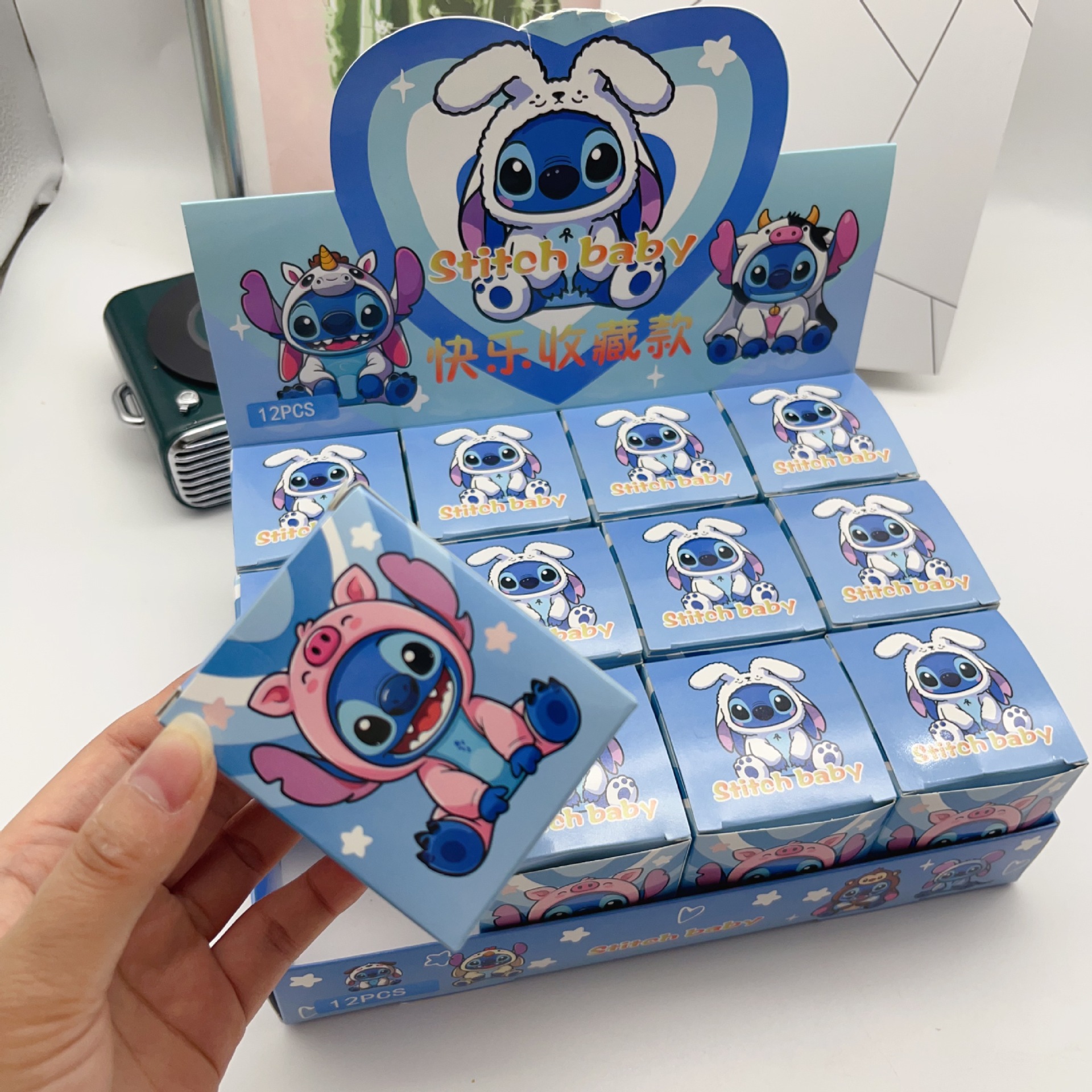 Stitch 12 llavero del zodiaco caja ciega Stitch divertido diario muñeca juego de moda mochila bolsa colgante muñeca pequeña