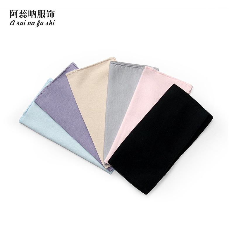 High-end silk eyeglass cleaning cloth for pearl, diamond ring, precious metal display screen maintenance; 100% mulberry silk cleaning cloth.