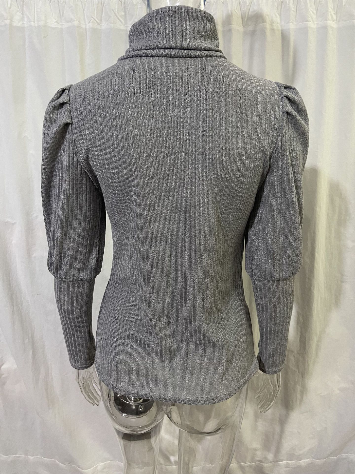 Pullover Image 4