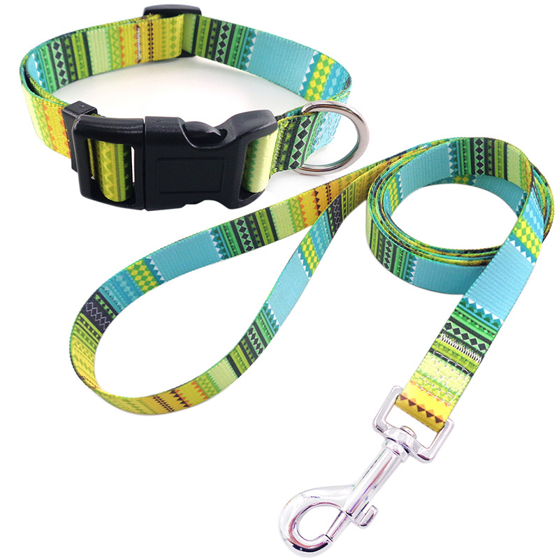 Productos para mascotas impresos perros collares de tracción conjunto de cuerda de tracción Boemia comercio exterior perros anillos de moda accesorios para mascotas
