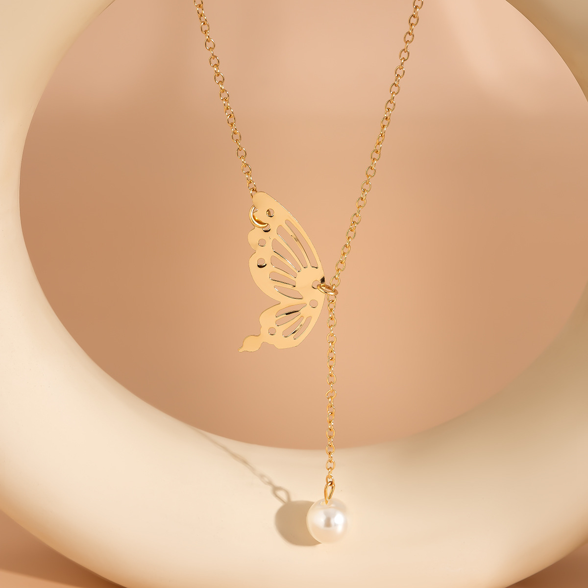 Simple Personalized Jewelry, Artificial Pearl Pendant, Elegant Back Chain, And Versatile Geometric Butterfly Necklace _voghion.com