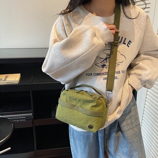 �nϵ�r������б���Ů�ٴ�С�����p���ˮ�μ���������e���а�