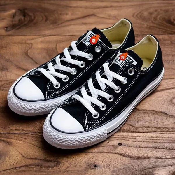 Chuck Taylor All Star classic low-top casual vulcanized canvas sneakers for men and women