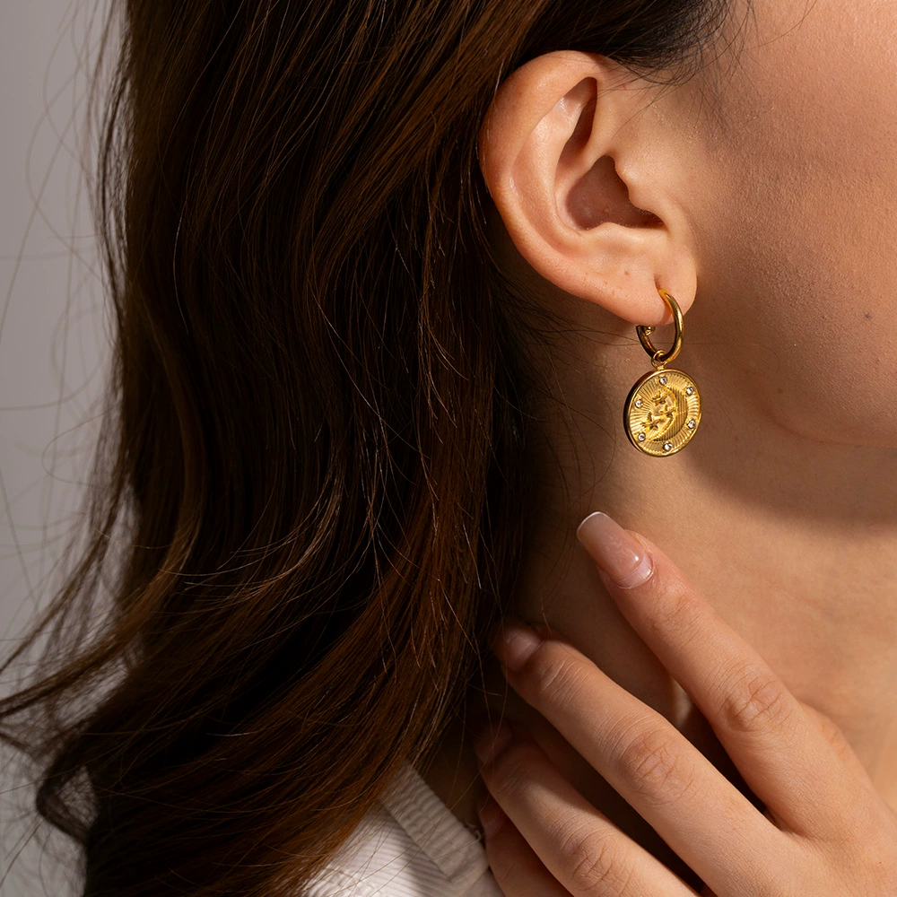 Golden retro earrings stainless steel, European style, 18 carat, wholesale