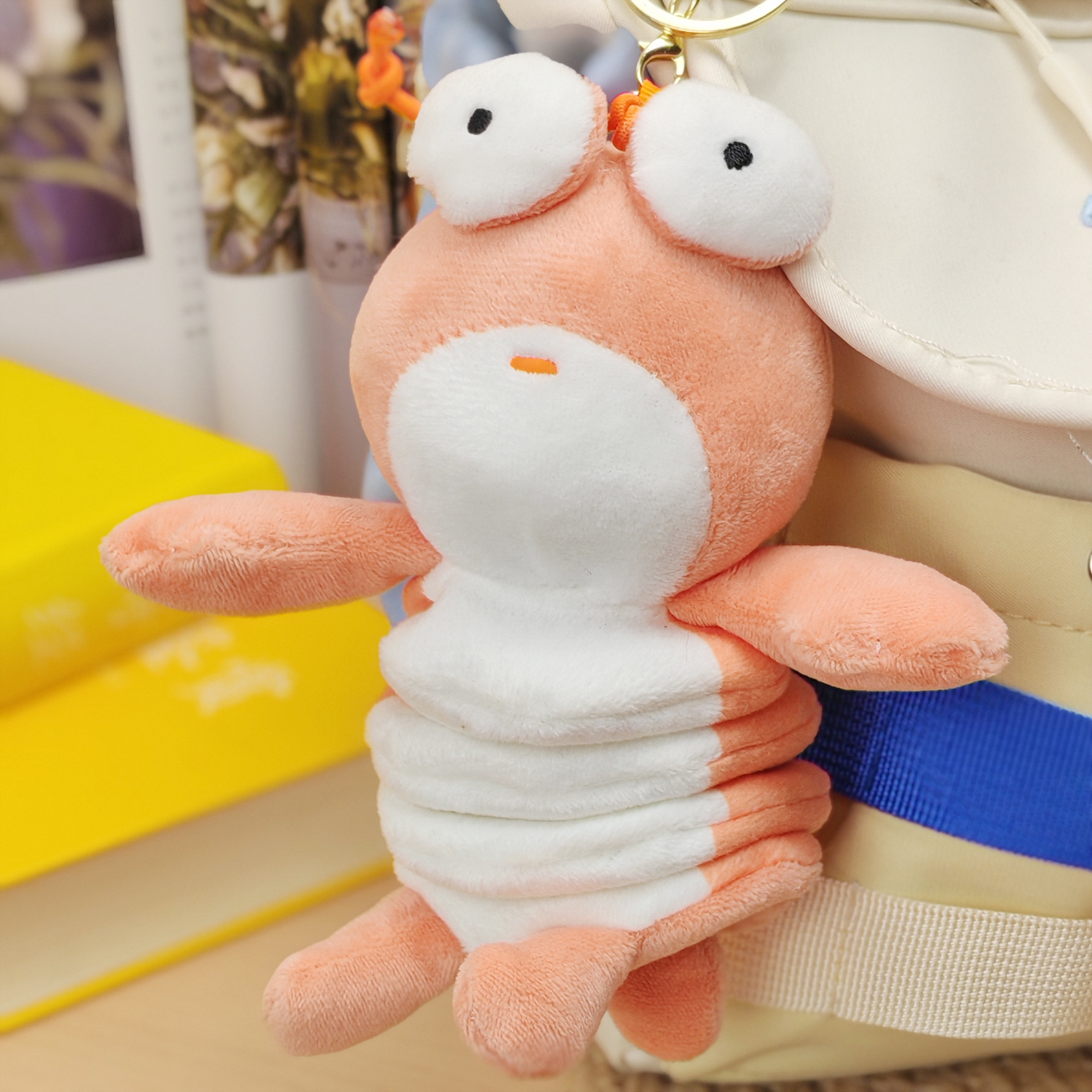 Red de celebridades de la red nueva primavera cangrejo colgante pequeño juguete de peluche muñeca gatito perro bolso colgante llavero colgante