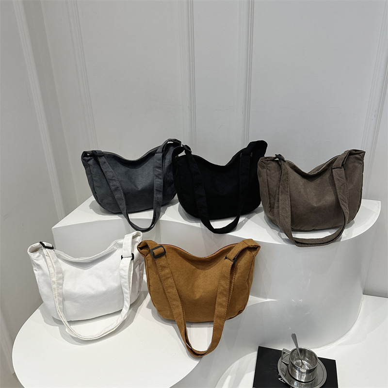 Nueva primavera y verano de 2025, nueva bolsa de gran capacidad de literatura y arte de seda de color sólido, bolsa de mochila relajada casual.