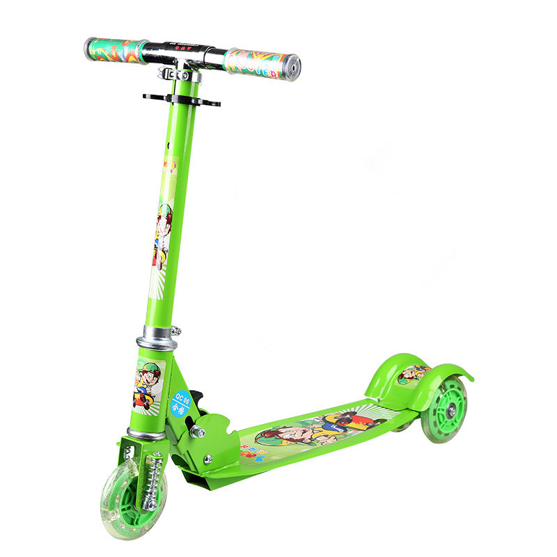 Children's Three-Wheel Scooter for Ages 2-3, Suitable for Boys and Girls, Four-Wheel Flash Smooth Scooter with Single Foot Pedal