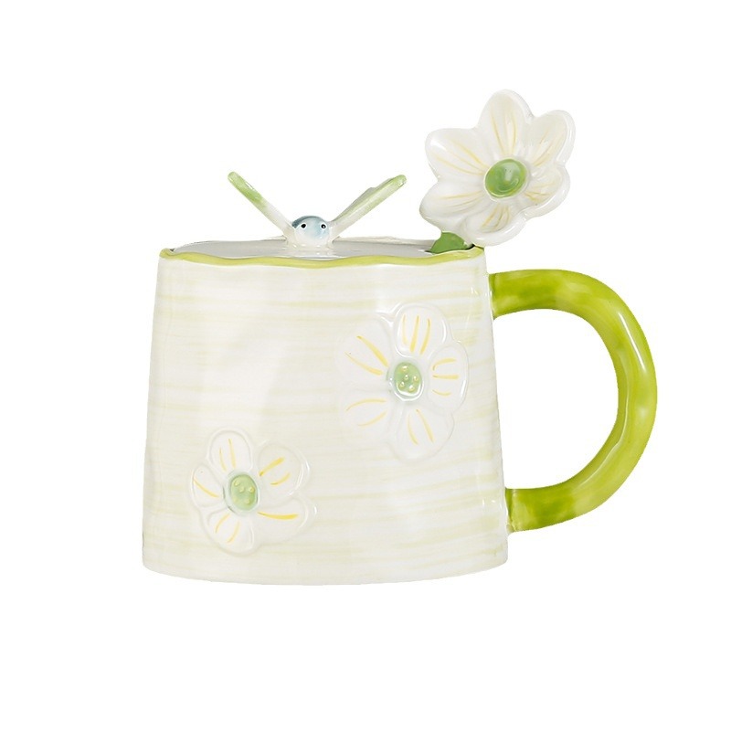 Esmalte creativo pintado a mano flores mariposas de cerámica taza de alto valor de cara pequeña personalidad fresca regalo de mano taza de agua