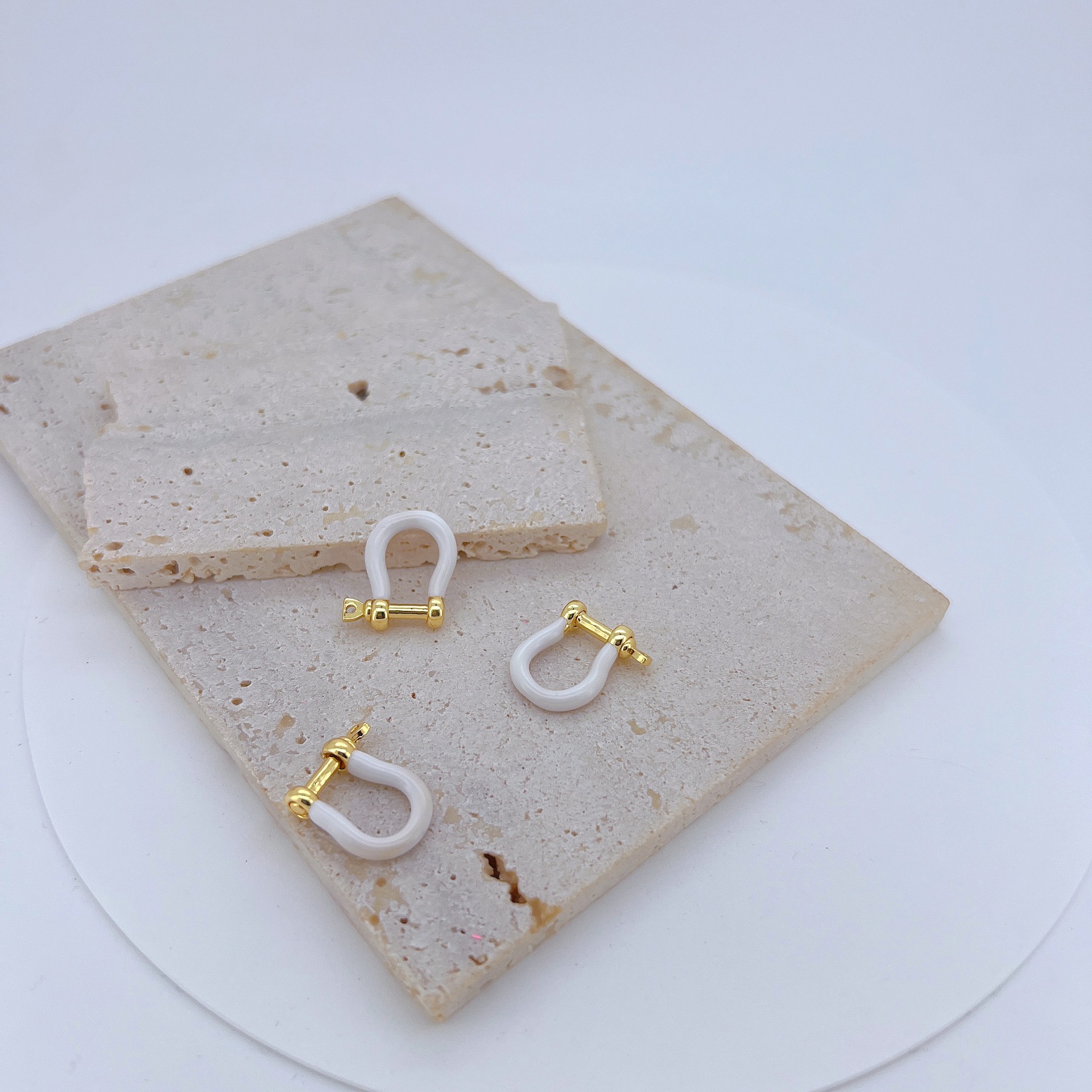 1 Piece 15*18.7mm Copper U Shape Jewelry Buckle Jewelry Accessories display picture 5