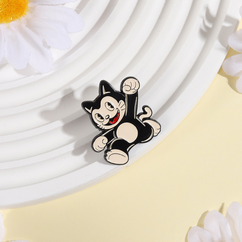 Cartoon Felix Cat Badge Classic Black and White Cat Design Metal Brooch Versatile Pin for Backpacks and Clothing Cartoon Felix Cat Badge Classic Black and White Cat Design Metal Brooch Versatile Pin for Backpacks and Clothing