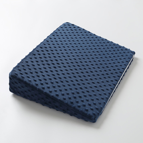 Cross-border baby anti-vomiting pillow 3D bean fleece soothing sleep portable pillow triangle slope feeding pillow newborn