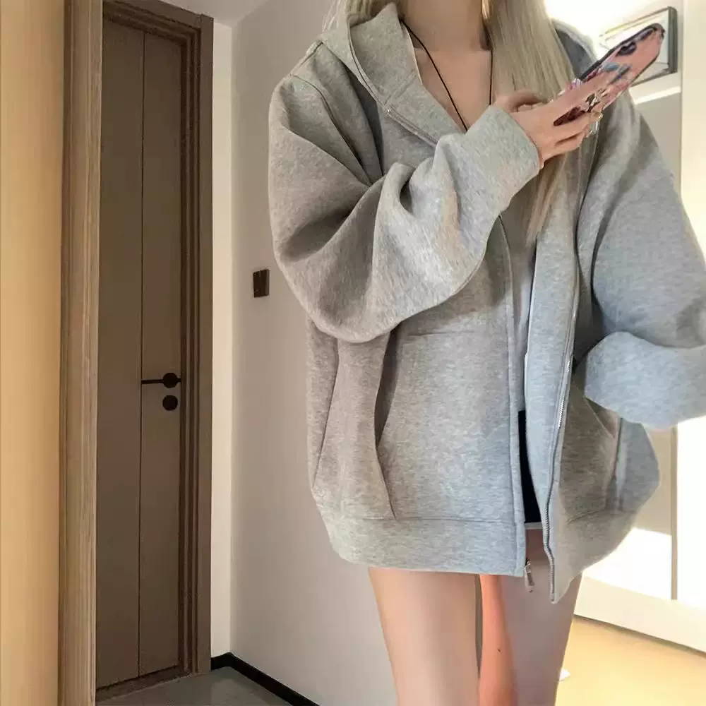 山东即墨卫衣灰色拉链外套女春秋2025新款连帽开衫早秋穿搭小个子