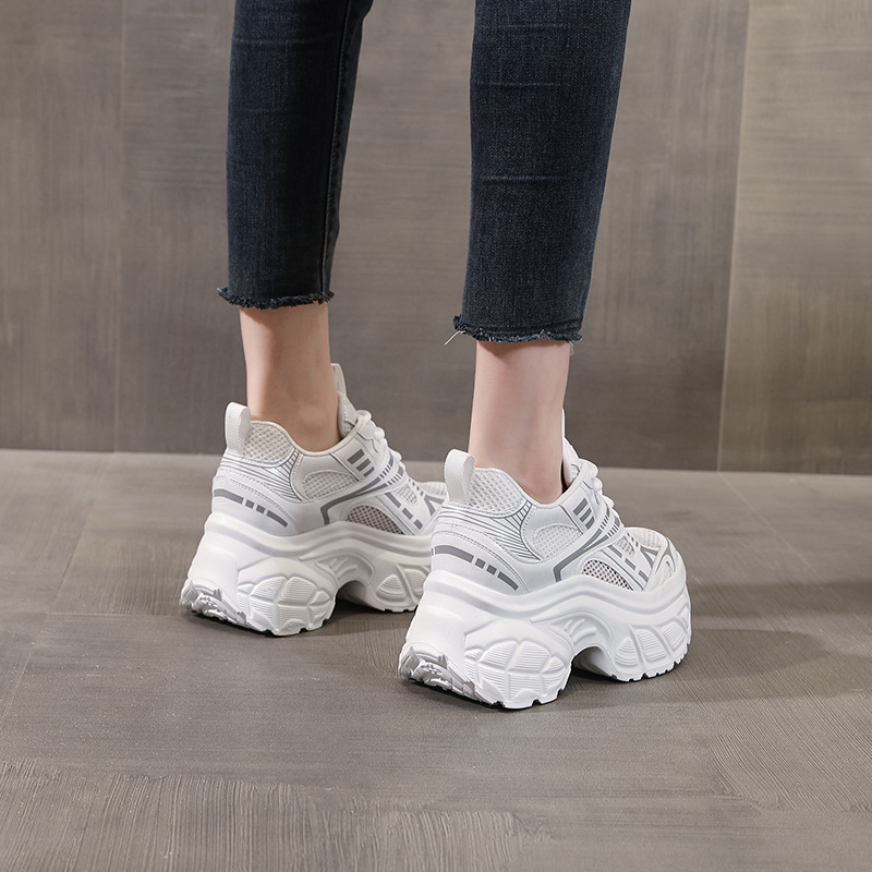 Giày sneaker nữ chunky đế dày lưới thoáng khí tăng chiều cao — Màu trắng