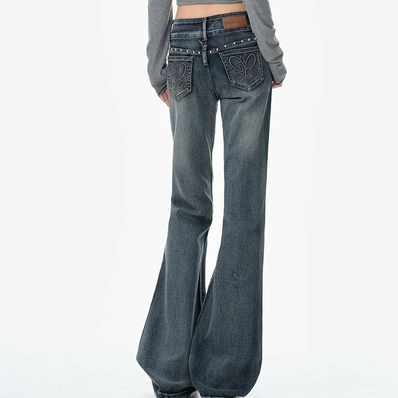 Blue-gray low-waist flared jeans for women, new spring and autumn style, American-style embroidered and studded, slim-fit, straight-leg, and flared pants Blue-gray low-waist flared jeans for women, new spring and autumn style, American-style embroidered and studded, slim-fit, straight-leg, and flared pants