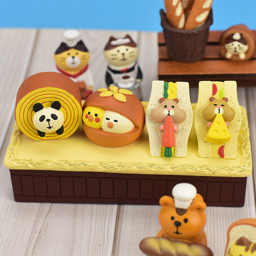 Zakka Japanese groceries baking bread miniature scene props birthday cake decoration gifts food toys small ornaments