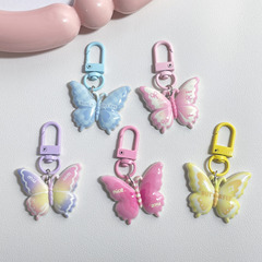 カラフルなアルファベット蝶キーホルダーins甘いアニメ少女心バッグストラップカップルの親友プレゼントアクセサリー