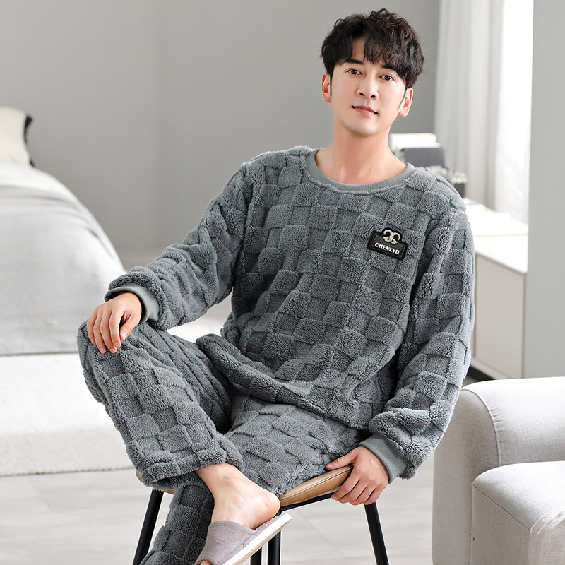 2023 pijamas de lana de coral de invierno para hombres cálido y grueso forro de felpa simple ropa de abrigo casual homewear