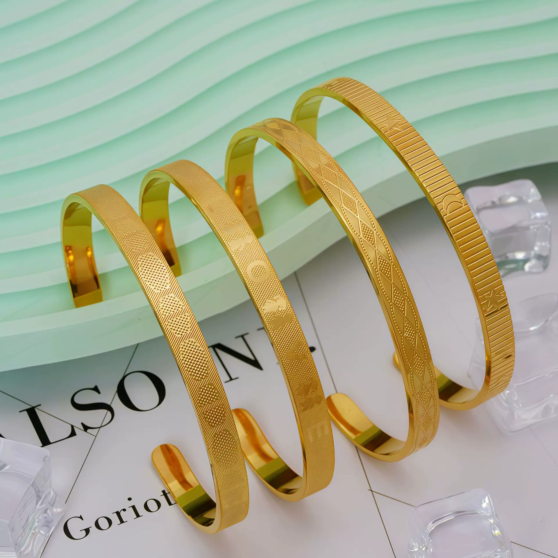 跨境爆款不锈钢饰品手镯时尚简约风C型可调节创意蚀刻手镯批发