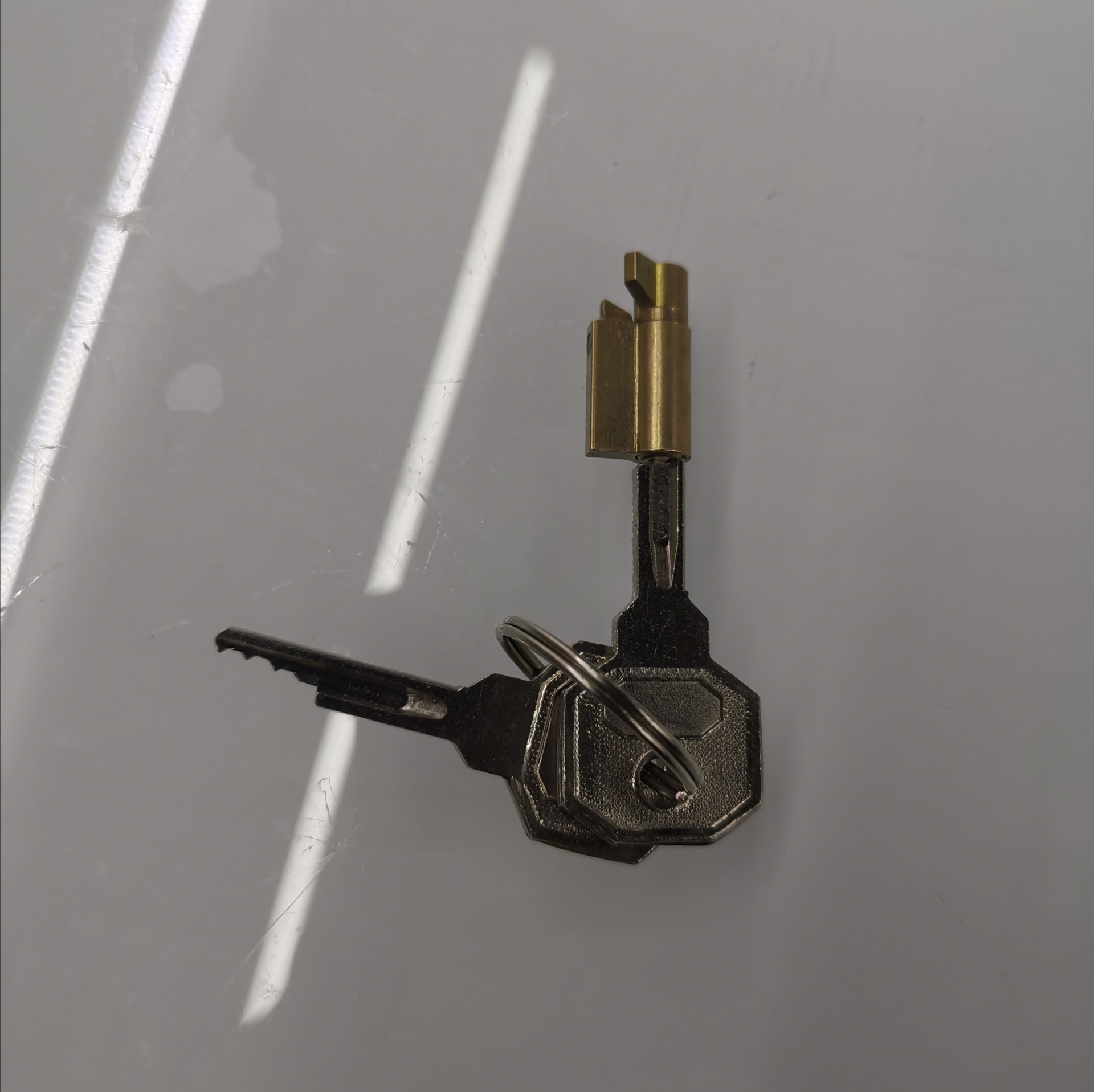Manufacturer Wholesale Car Power Switch Lock Core, Special-Shaped Lock with Universal Opening, Single-Opening Copper Lock Core