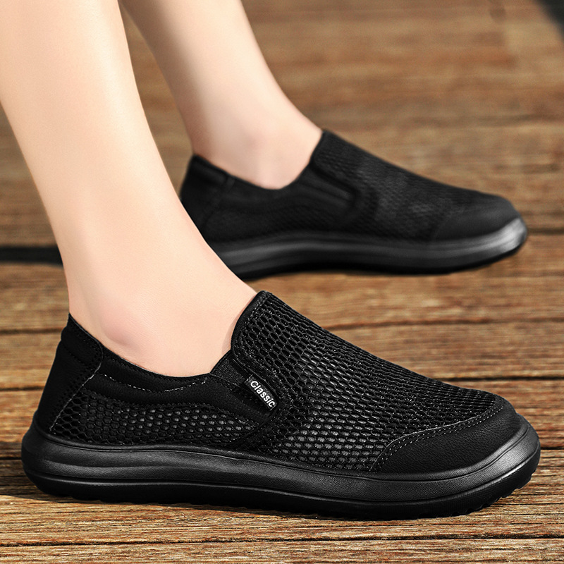 2025 verano hombre al aire libre zapatos casuales ligeros zapatos de malla huecos tendencia de un pedazo de zapatos de malla 48 image 3